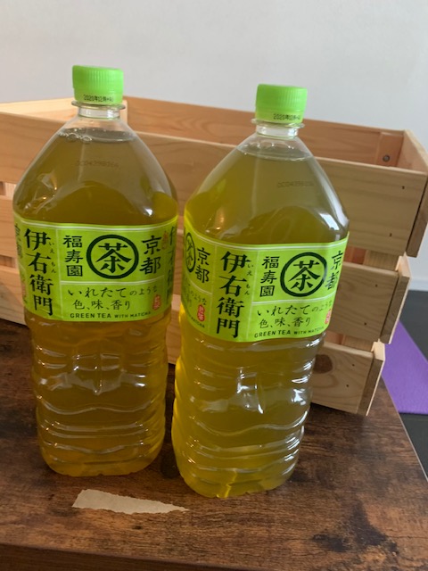 2L green tea bottle weights